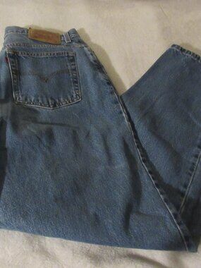 Vintage Levi's Blue Jeans  Size 16 USED